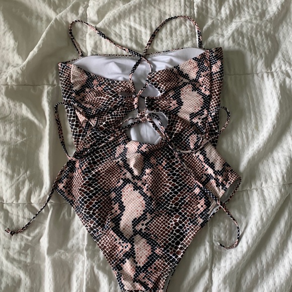 SOLD Snake print One-piece Swimsuit - Picture 2 of 2